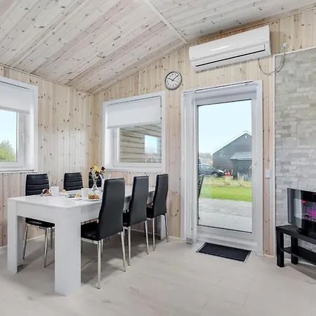 Holiday home 2 Bedroom Lovely In Skjern
